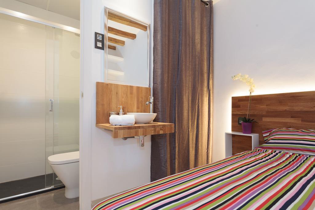 Radas Barcelona Zimmer foto