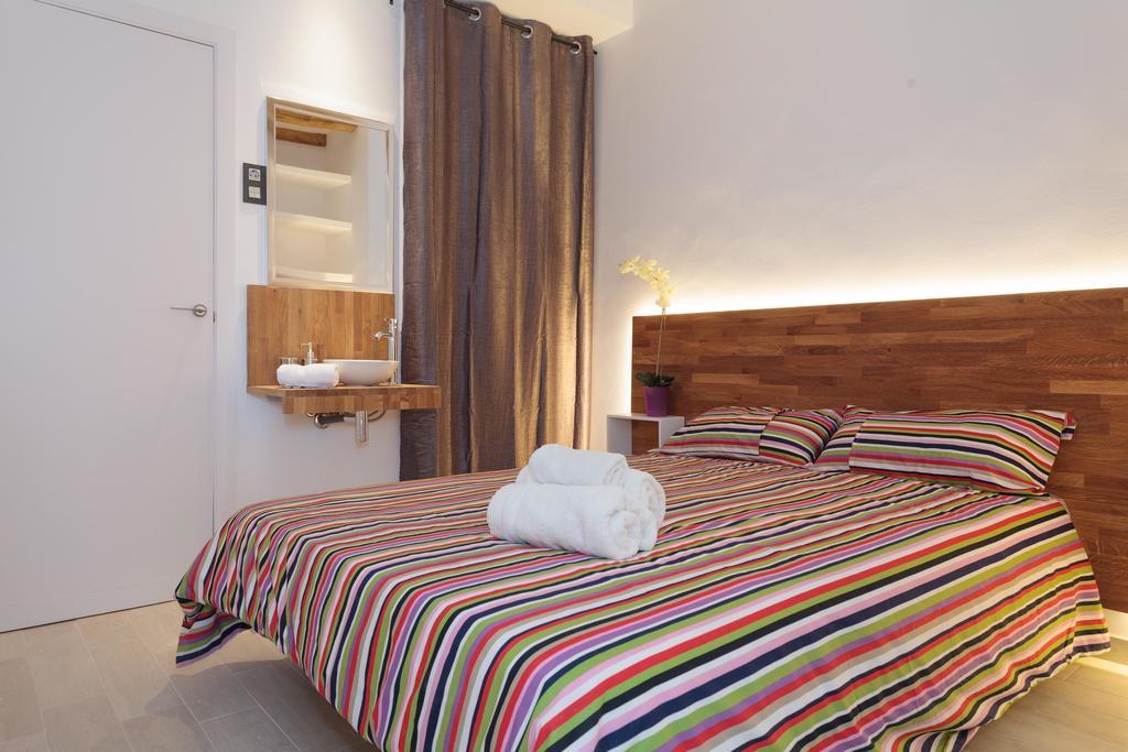 Radas Barcelona Zimmer foto