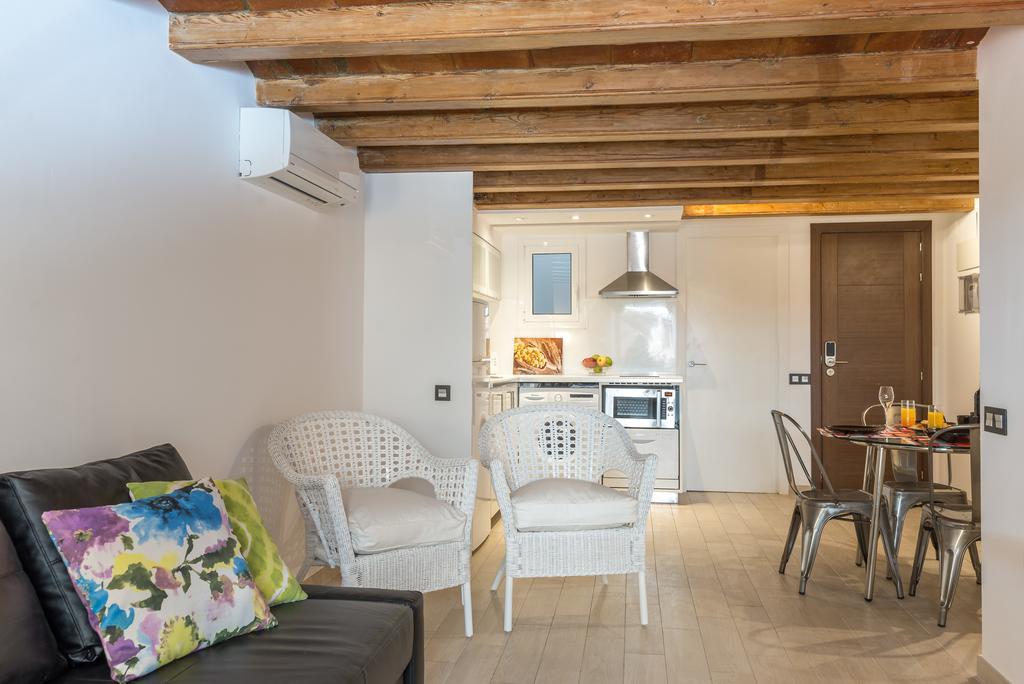 Radas Barcelona Zimmer foto